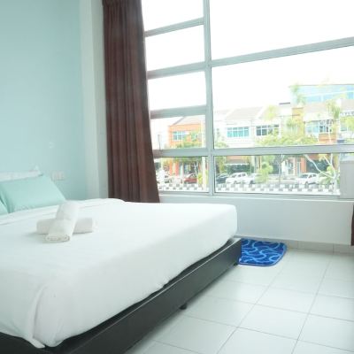 Bilik Deluxe Queen dengan Pemandangan Bandar Kupon Sun Inns Hotel Laksamana