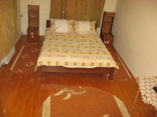 双人房（带独立浴室）