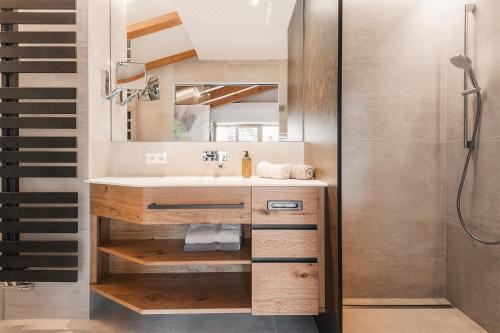 带阳台的三人房