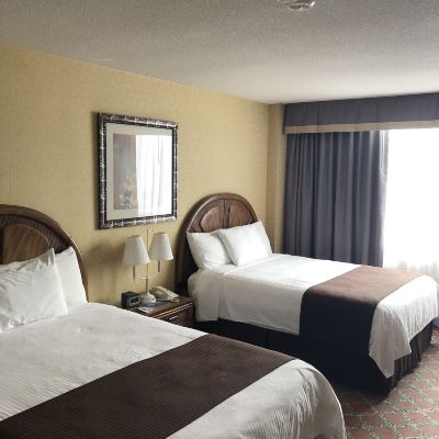 Two Queen Room Ground Floor Travelodge by Wyndham Niagara Falls Fallsview Promo Code