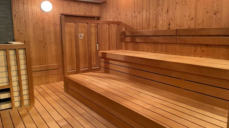 サウナ＆ジム＆岩盤浴＆カプセル ミナミ立川店 外観