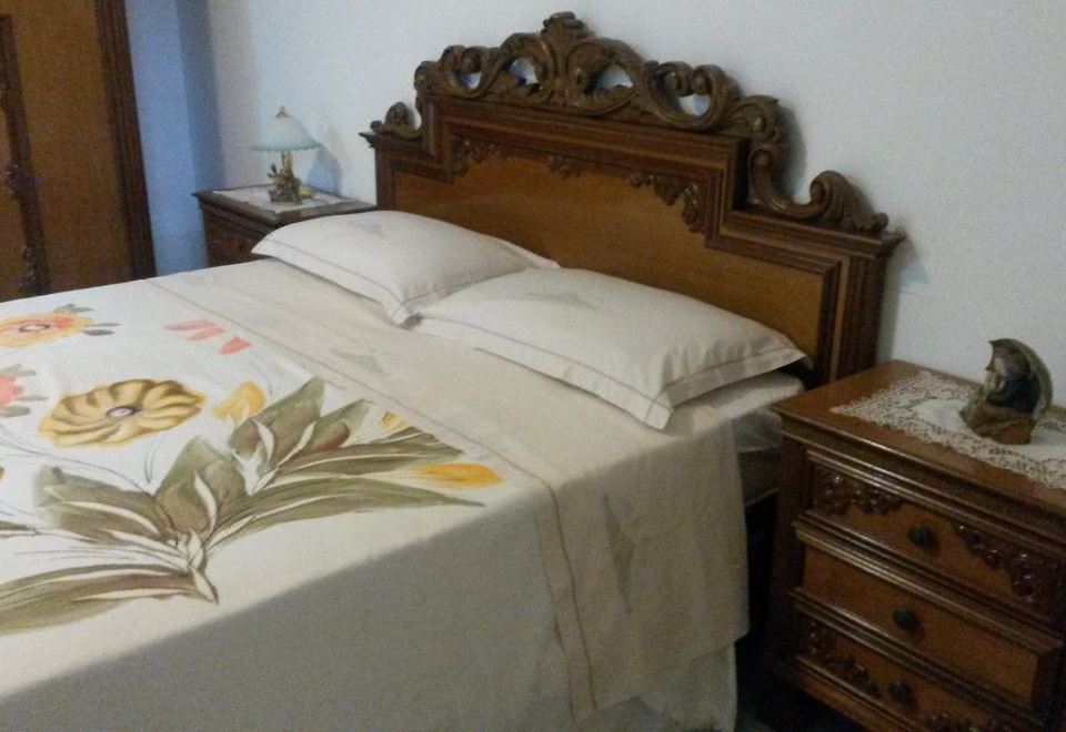 Villa, Entire House or Apartment