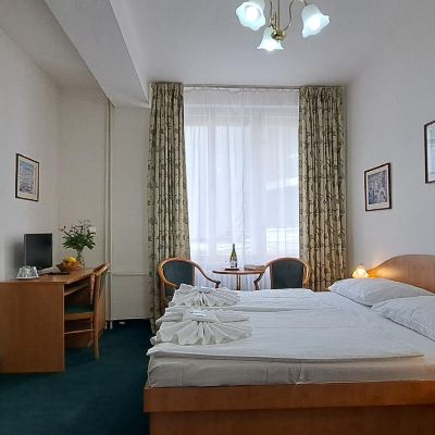 標準雙人房或雙床房，雙人床或雙床 來吉酒店優惠