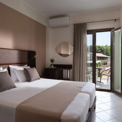 Double or Twin Room Hotel Simeon Promo Code