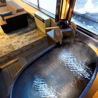 ミニキッチンとプライベート温泉付きデラックススイート 草津温泉 源泉一乃湯 クーポン