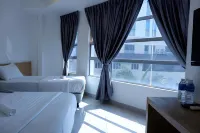 Iris Hotel