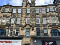 Falkirk City Centre Stylish 2 Bed Flat