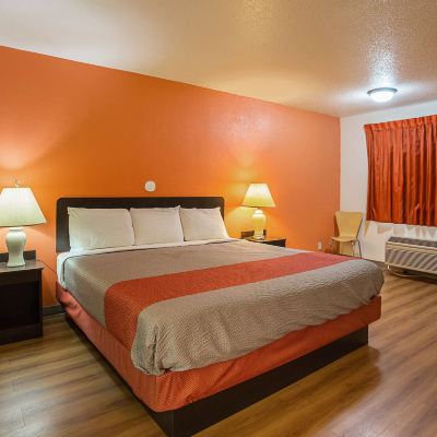1 King Bed | Non-Smoking, Micfridge Motel 6 Brinkley, AR Promo Code