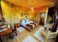 Riad Chay & Boutique Hotel di 