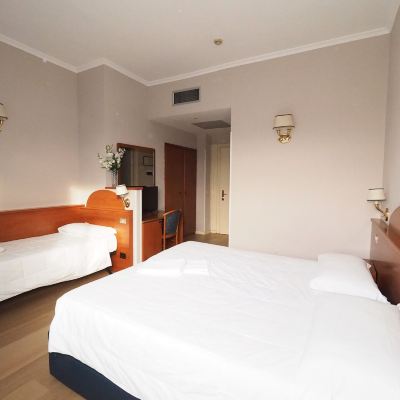 Triple Room Hotel Laura Promo Code