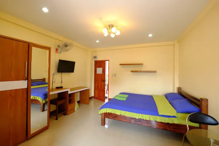ห้องสแตนดาร์ด เตียงใหญ่ 1 เตียง