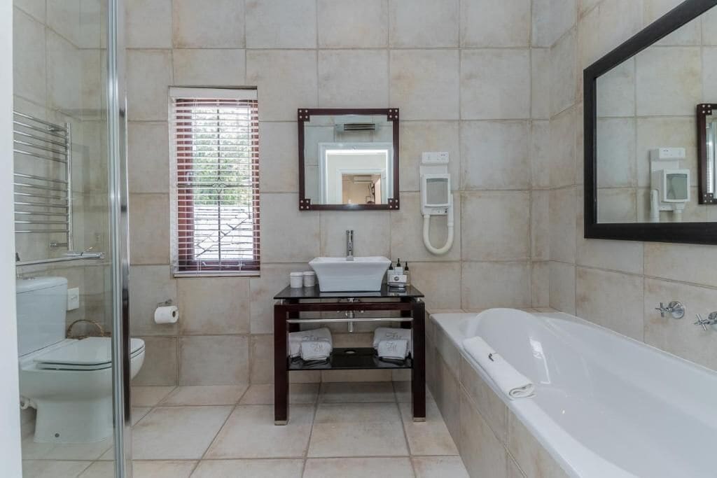 Fernwood Manor Boutique Guest House行政房 :the Almond Suite