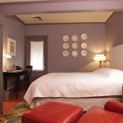 Deluxe Standard Queen Room The Porches Inn at Mass Moca Promo Code