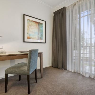 Deluxe Queen Suite Quality Hotel Wangaratta Gateway Promo Code