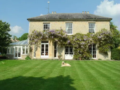 The Cottage at Weston Lawn