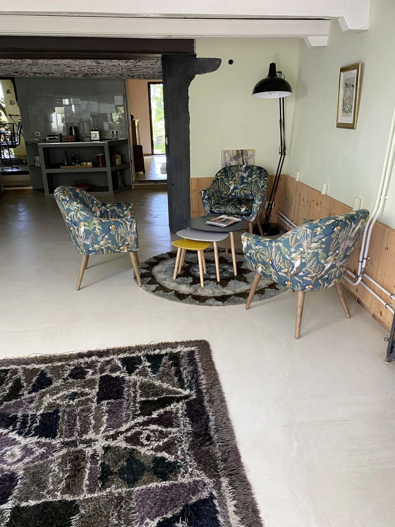 经典公寓， 露台， 花园景观