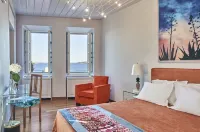 Villa Selena - 1830s Art-House Suites in Vaporia, 50m from Asteria Beach