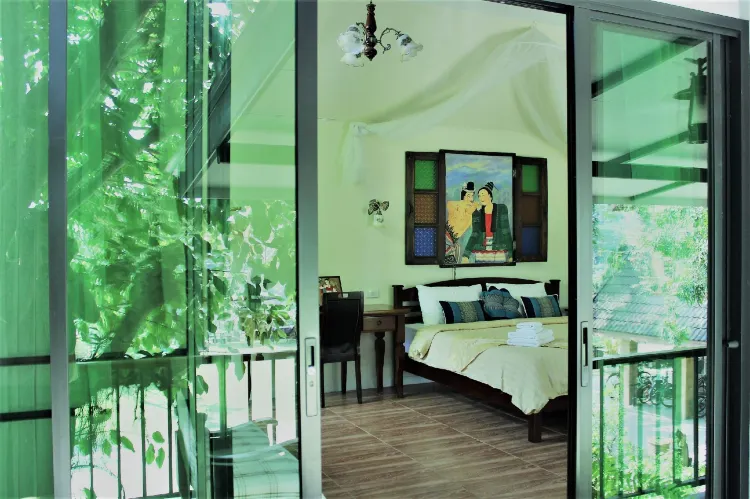 ห้องดีลักซ์เตียงใหญ่พร้อมวิวแม่น้ำ