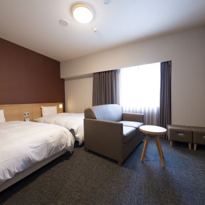 スタンダード トリプルルーム 天然温泉 鶴港の湯 ドーミーインPREMIUM長崎駅前 クーポン