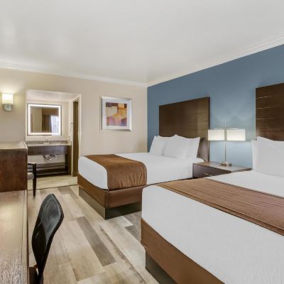 Two Queen Room Best Western InnSuites Tucson Foothills Hotel & Suites Promo Code