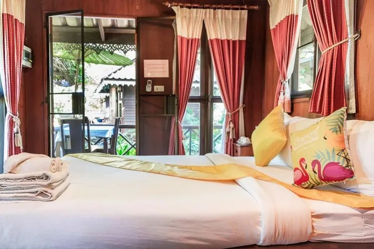 ห้องซูพีเรียร์ มีวิวแม่น้ำ(เตียงควีนไซส์)