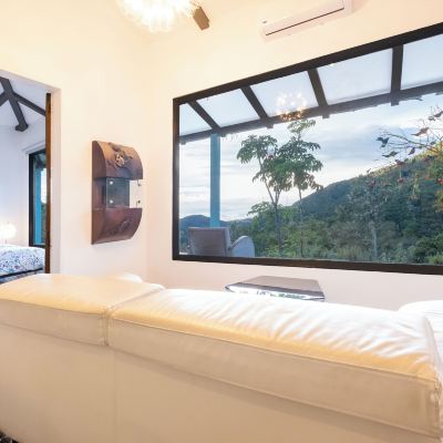 Master Suite Dantica Cloud Forest Lodge Promo Code