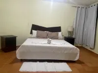 Hotel Restaurante La Cueva