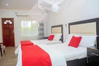 Bonifant Lodge Hotels in 