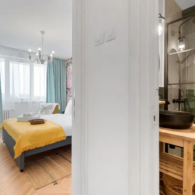1Bdr Apartment Perla 225 โรงแรมใกล้ศูนย์การค้า Promenada Mall