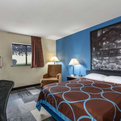 Queen Room-Mobility Accessible-Non-Smoking Super 8 by Wyndham Spokane Valley Promo Code