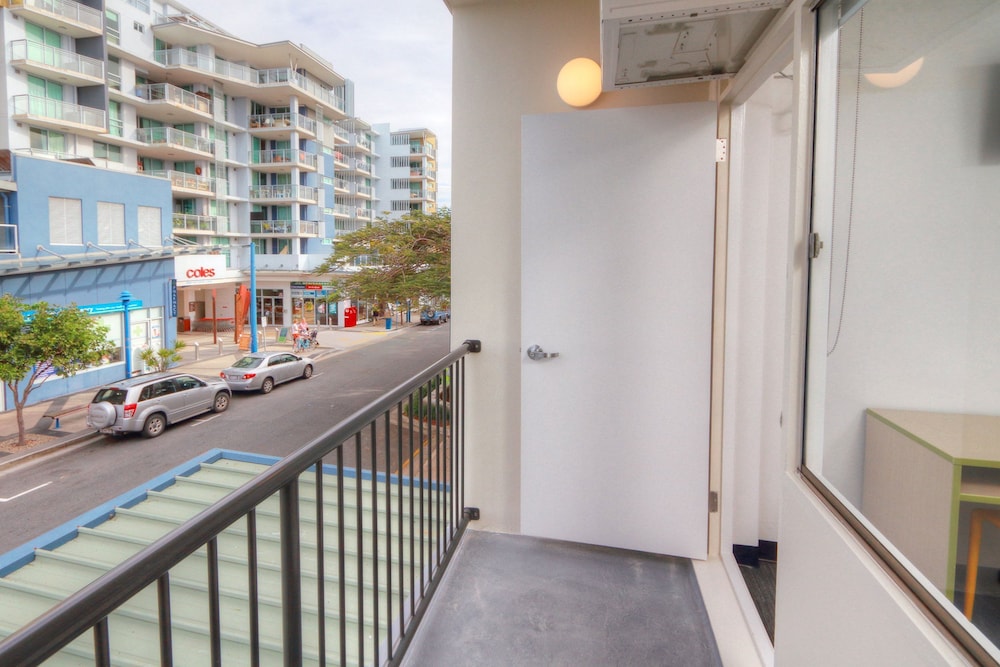 经济单人房（带公共浴室）