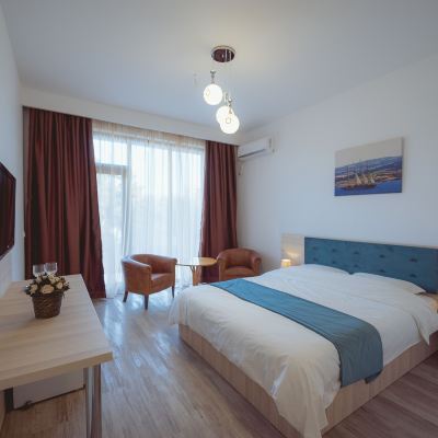 Superior Double Room Q Hotel Promo Code
