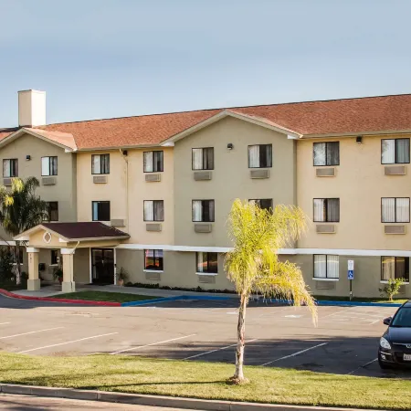 Super 8 by Wyndham Vacaville