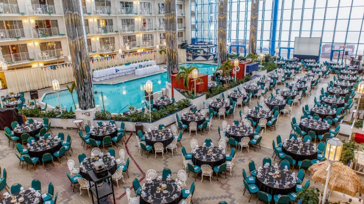 Princess Royale Oceanfront Resort Dining/Restaurant