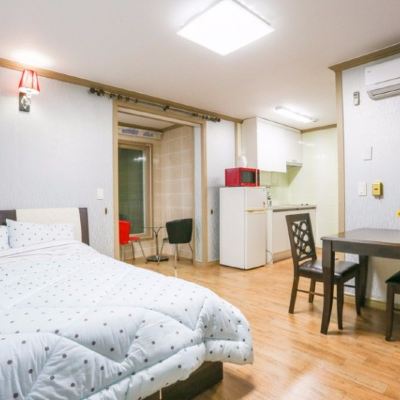 Golden Glow Geojedo Azure Sky Pension 쿠폰