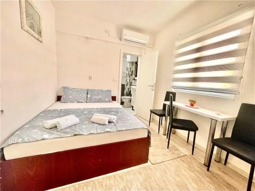 三人房（带独立浴室）