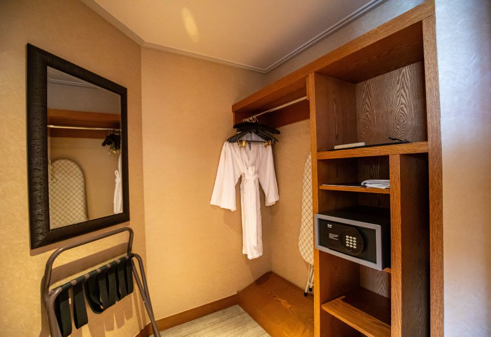 InterContinental Hotels ALPENSIA PYEONGCHANG RESORT by IHGAlpensia Suite