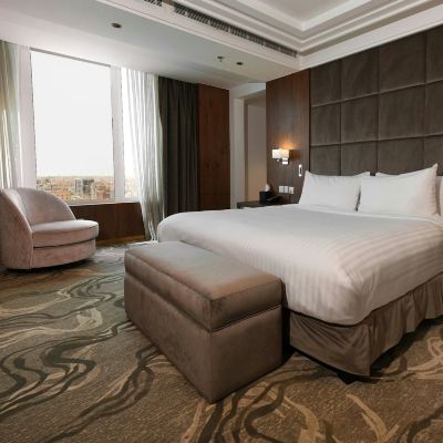 頂樓特大床套房 利雅得奧拉亞萬怡酒店優惠