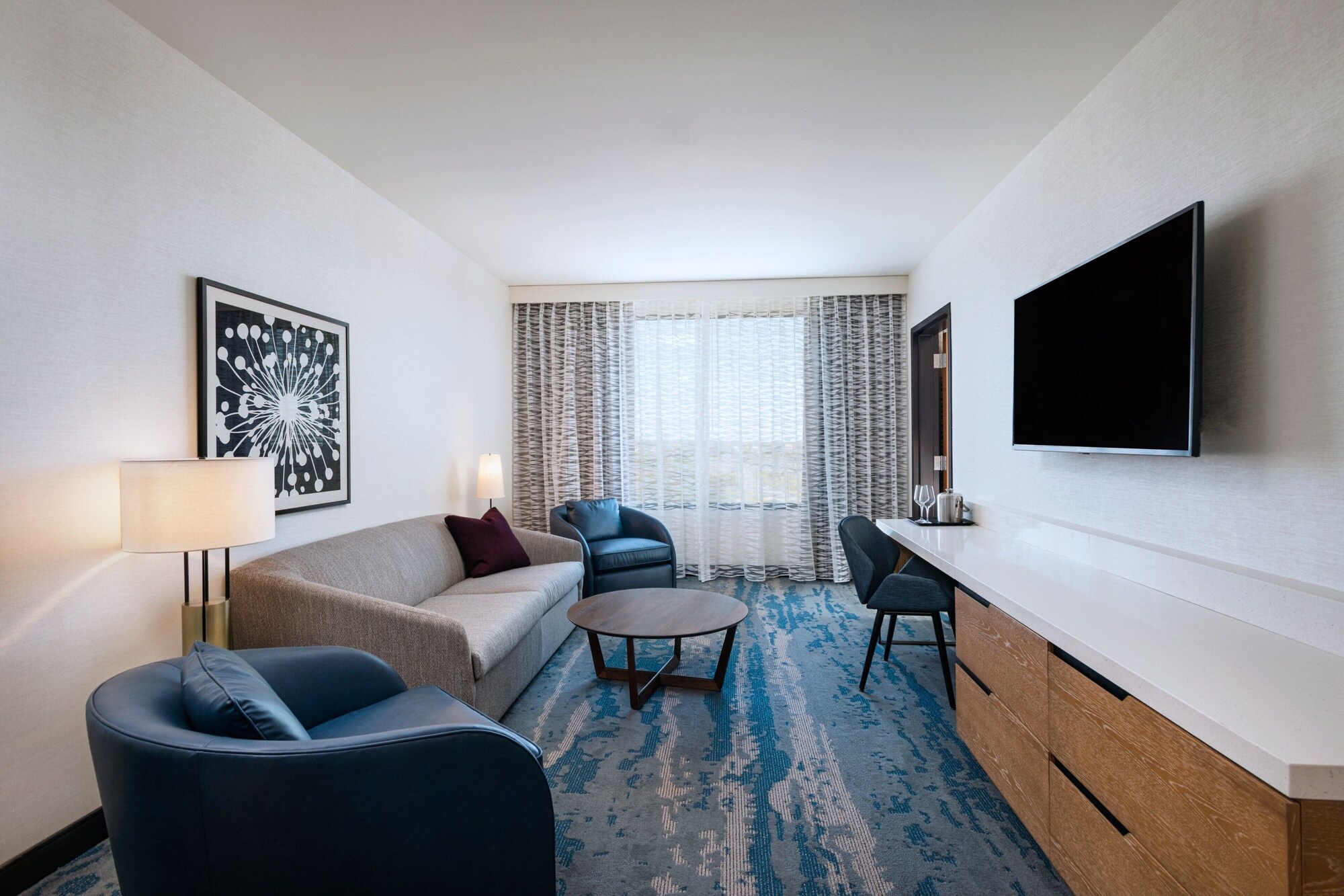 精致特大床套房