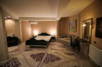 Hotel Kocibelli Pool & Spa Hotel a 