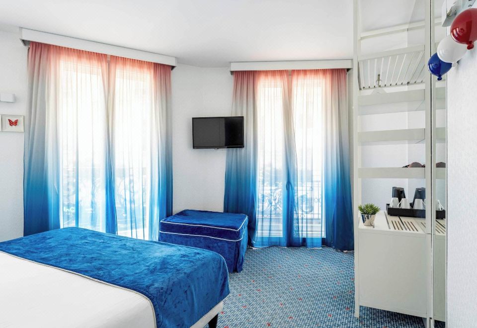 Family Superior, 2 Rooms-Complimentary Soft Minibar, Courtesy Tray, Digital Press, Fitness, Sauna