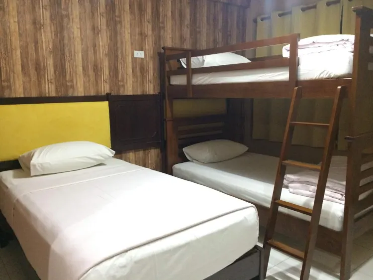 ห้องพื้นฐานสำหรับสามท่าน