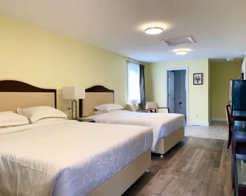 7 West Motel Hotels in Lanark County