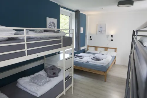 Flensbed Hotel & Hostel