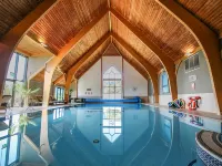 voco LYTHE HILL HOTEL & SPA by IHG Hotels in Godalming