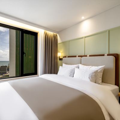 Deluxe Ocean View A (Ace Bed) (Large Smart Tv)) Busan Songjeong Brooks Hotel 쿠폰