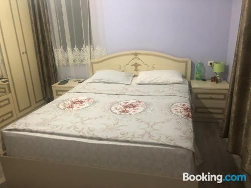 带山景的双人间