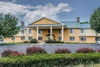 Baymont by Wyndham Harrisburg Hotels in 