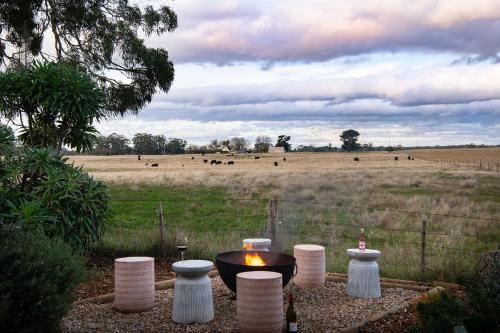 Manna Gums- Beautiful Secluded Setting Four-Bedroom House