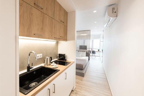 小型套房（带海景的）